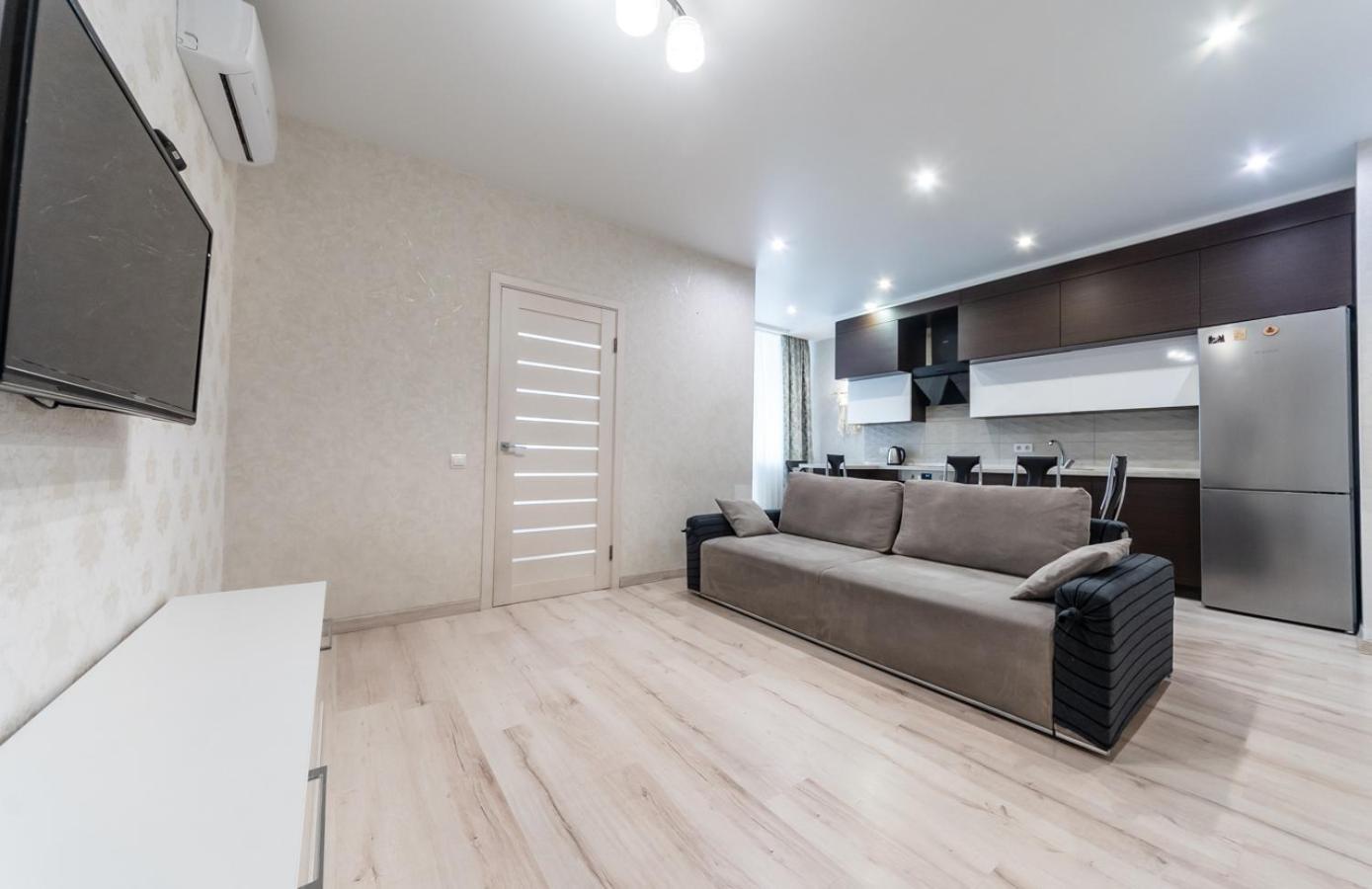 Apartment On Draghomanova 2A Κίεβο Εξωτερικό φωτογραφία